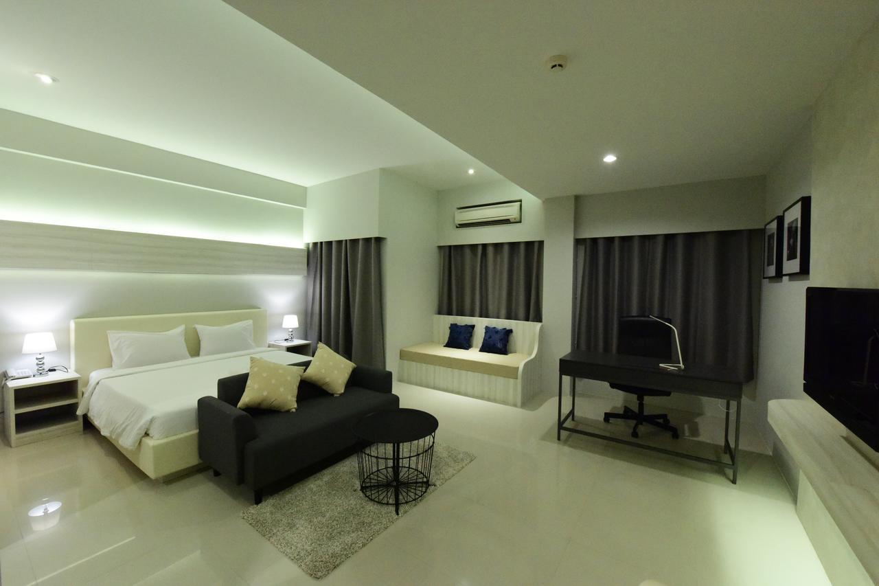 Trendy Hotel Nakhon Pathom Extérieur photo