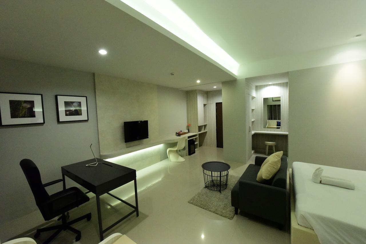 Trendy Hotel Nakhon Pathom Extérieur photo